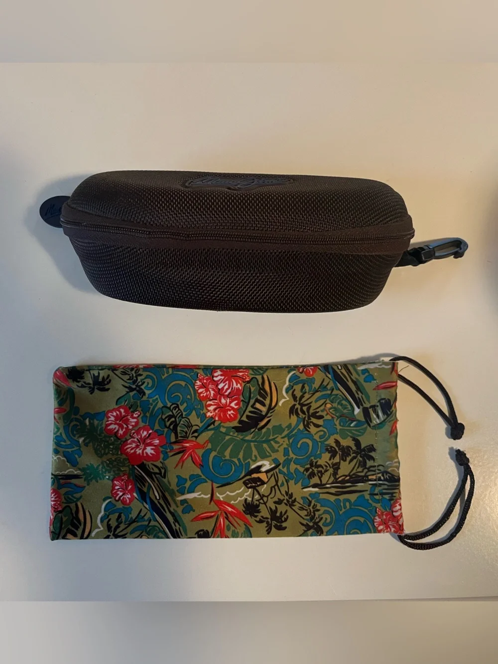 Maui Jim Shell Case NO Sunglasses Case only Read defect to bottom